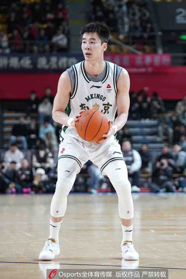 8失误属实多了！郭昊文9中5&罚球13中11拿到22分7助2断